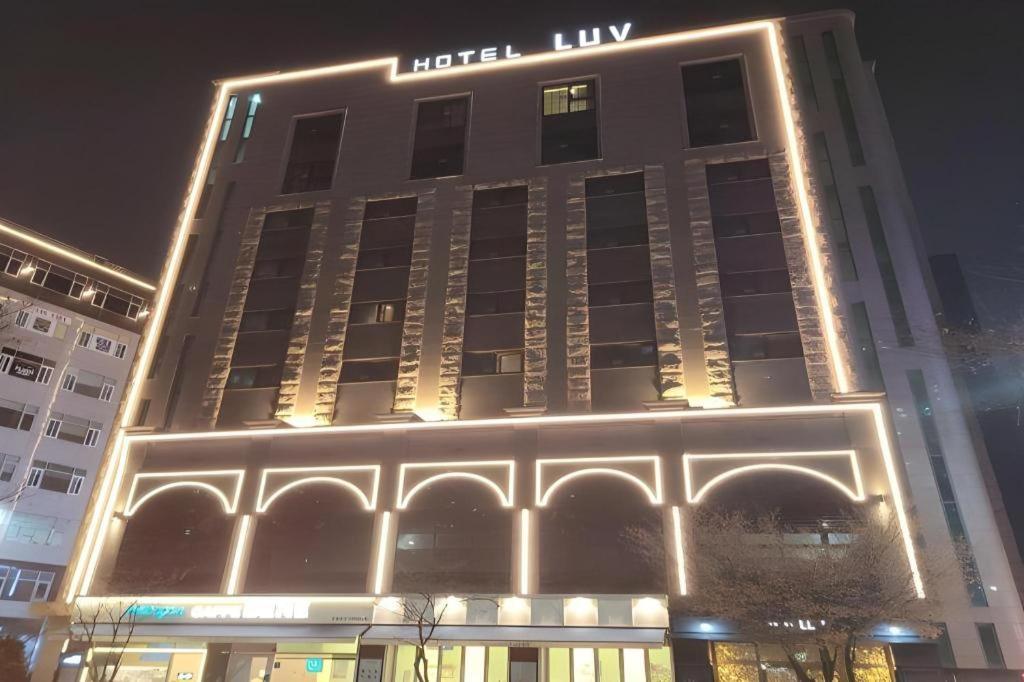 Business Design Hotel Luv Incshon Kültér fotó