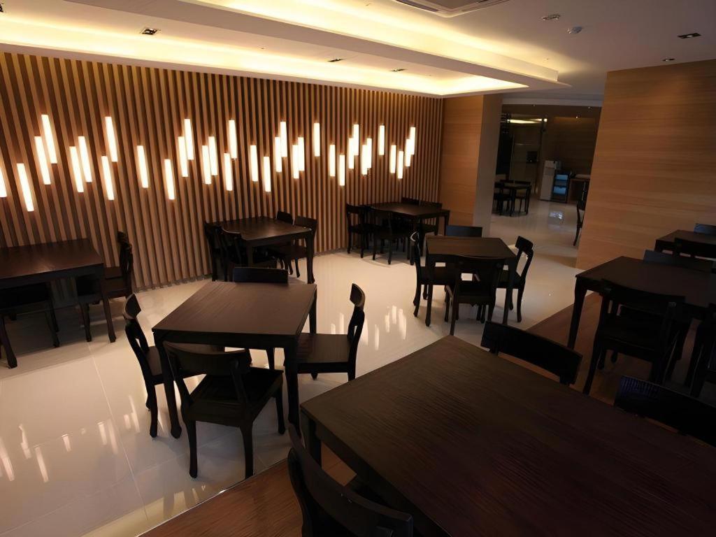 Business Design Hotel Luv Incshon Kültér fotó