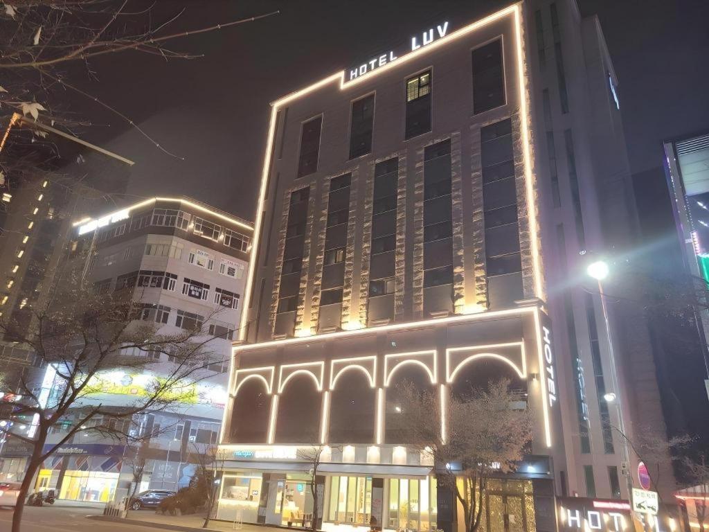 Business Design Hotel Luv Incshon Kültér fotó