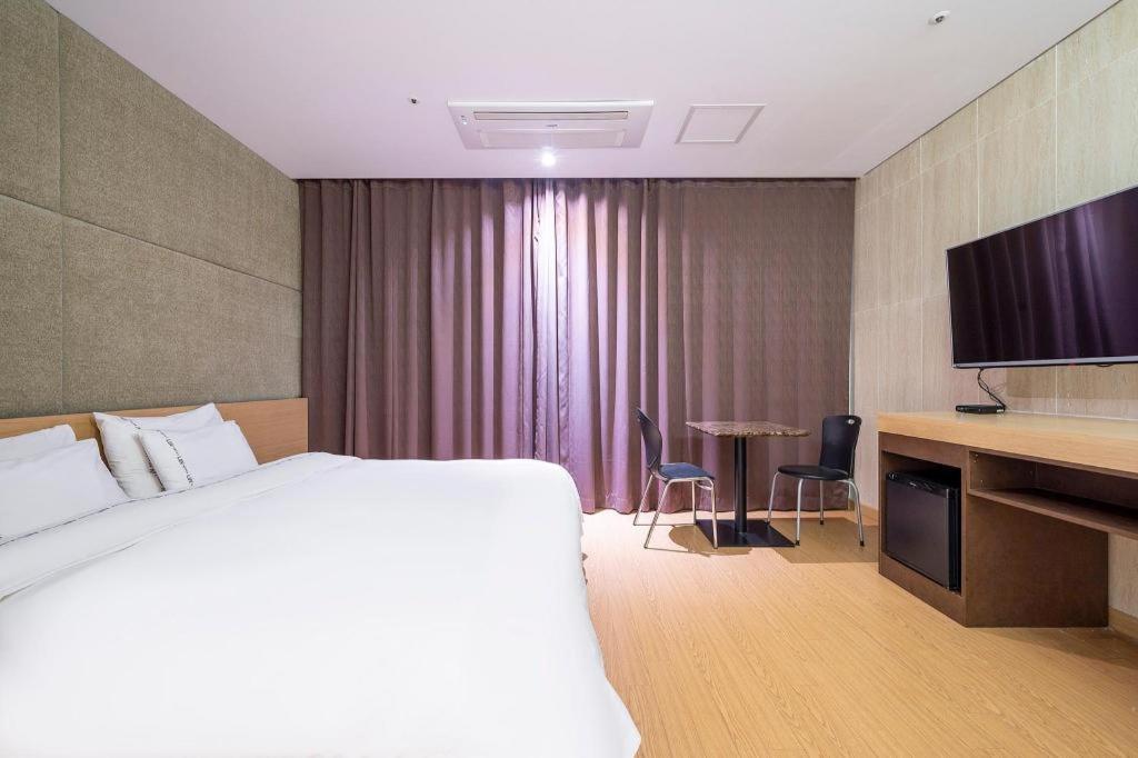 Business Design Hotel Luv Incshon Kültér fotó