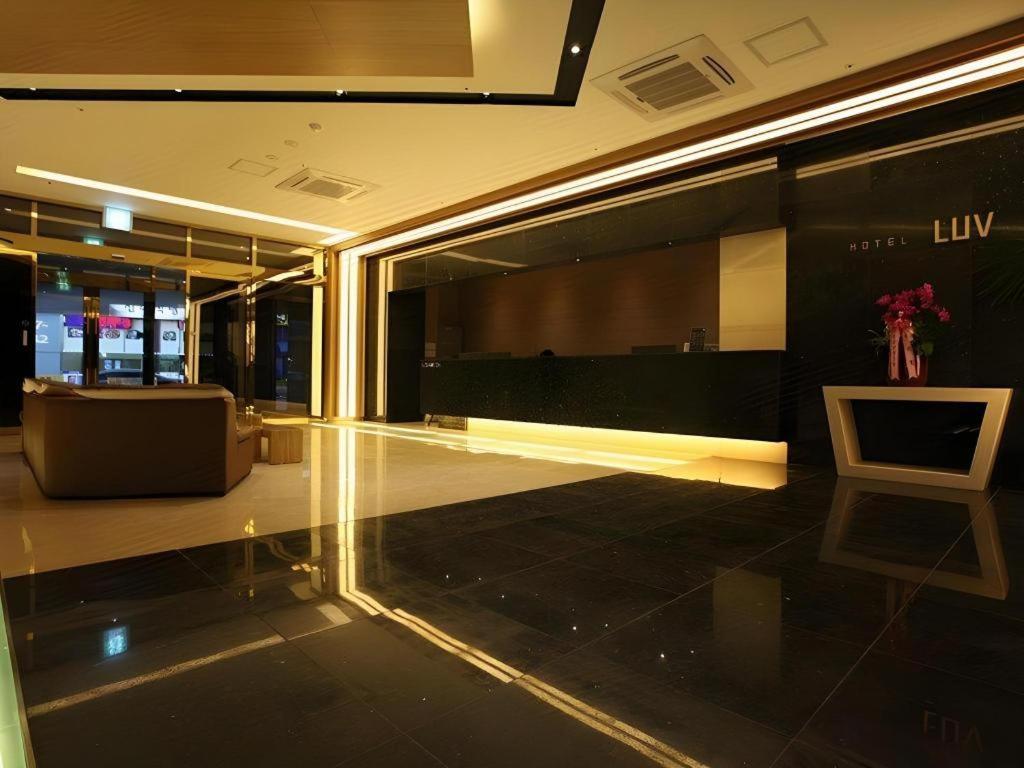 Business Design Hotel Luv Incshon Kültér fotó