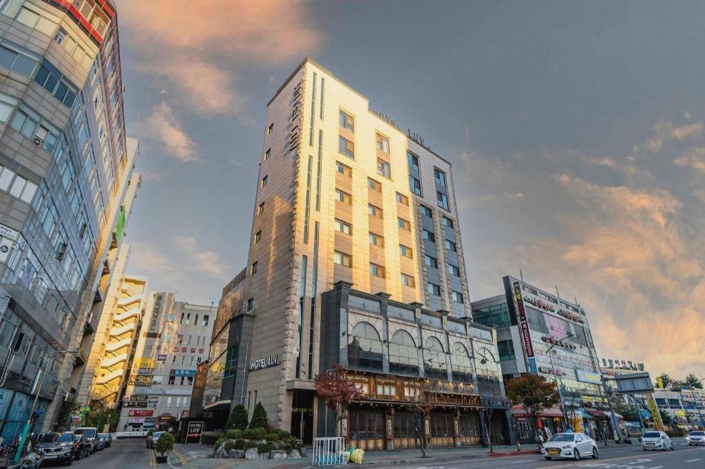Business Design Hotel Luv Incshon Kültér fotó